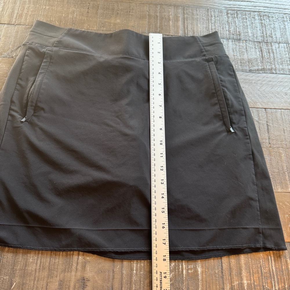 Athleta Brooklyn Skort 16” Black SIZE 14 #657678 Zipper Pockets Golf Athletic - Picture 8 of 8